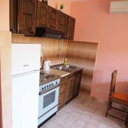 One-bedroom In Ii 아파트 *